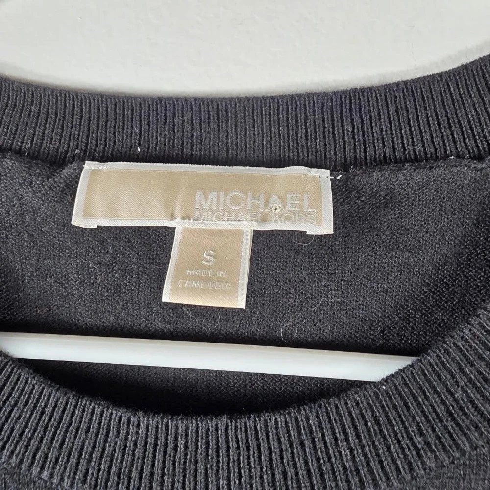Michael Kors Sz S Black Crew Neck Long Sleeve Sweater Gold Button‎ Detail